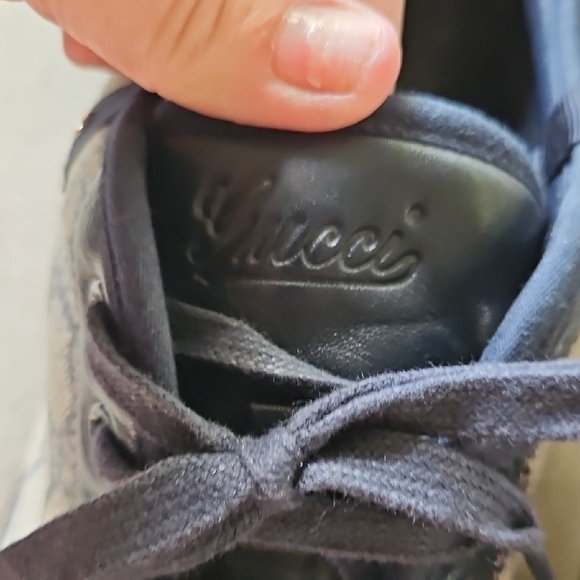 Gucci GG Monogrammed Men's Navy and Tan/Cream Suede Low Sneakers 14 - Picture 8 of 17